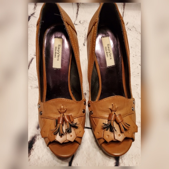 Simply Vera Peep Toe Leather Heels - Picture 2 of 4